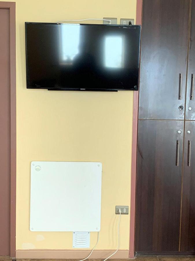 Juku Hostal Calama Exteriör bild
