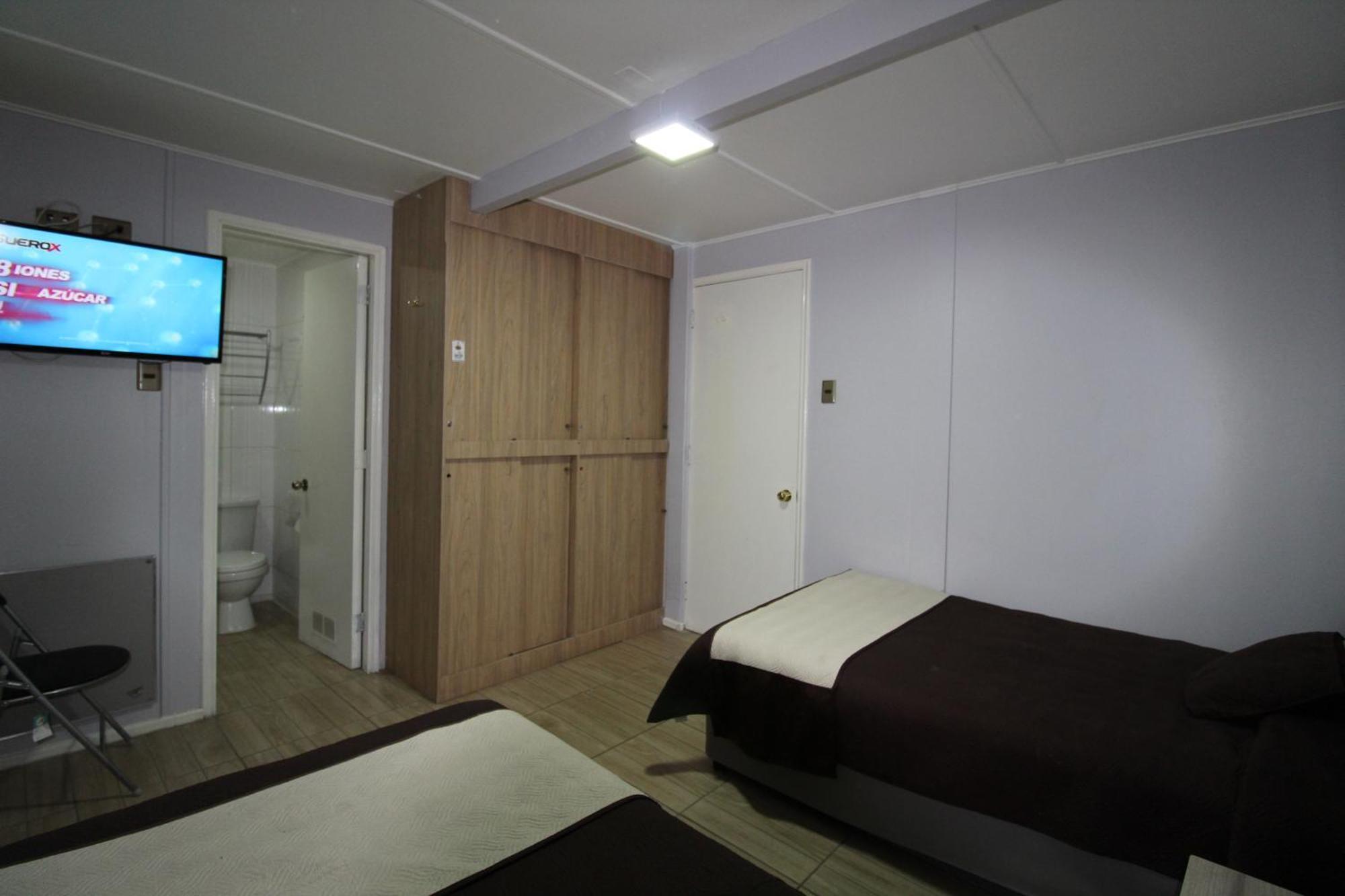 Juku Hostal Calama Exteriör bild