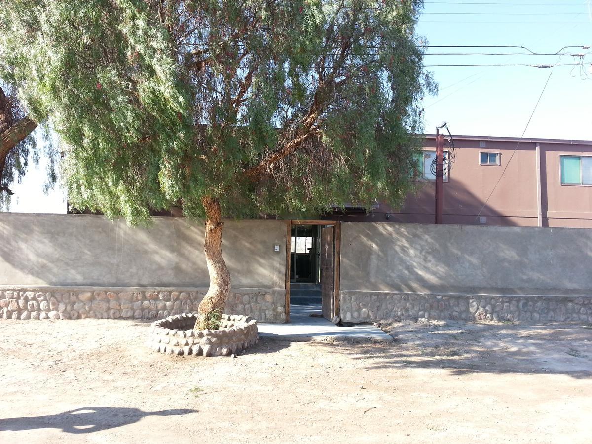 Juku Hostal Calama Exteriör bild